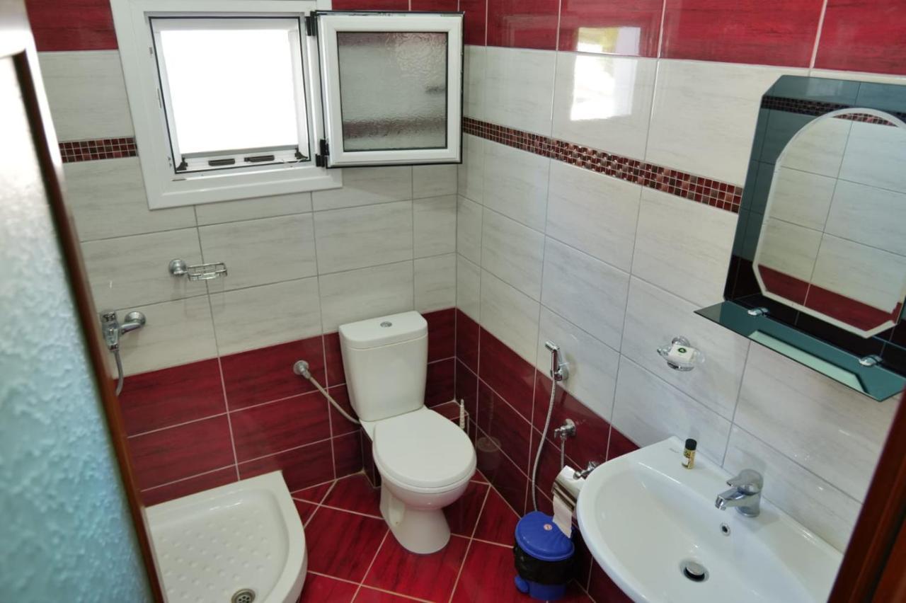 Vila Ervin Second Floor Ksamil Kültér fotó